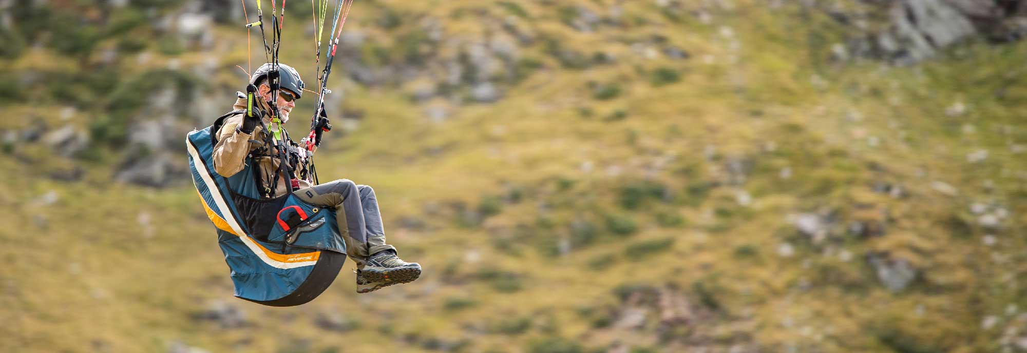 Choix de la sellette pour le parapente en montagne