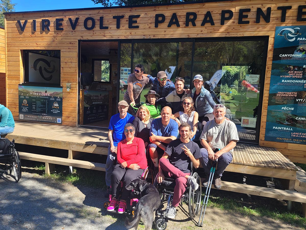 baptemes-parapente-adaptes-handicapes-moteur-virevolte