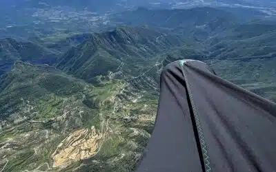 Marche & vol : traversée des Pyrénées