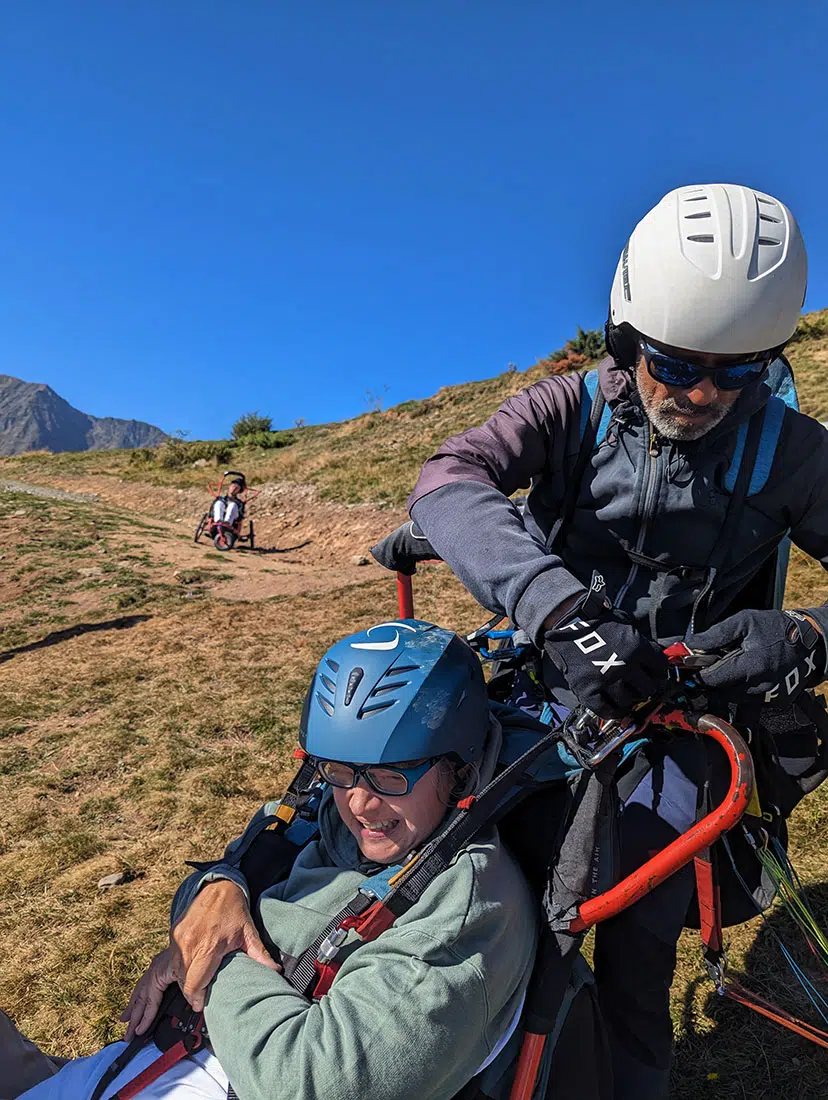 Vol parapente pour PMR : préparation avant déco de Val Louron