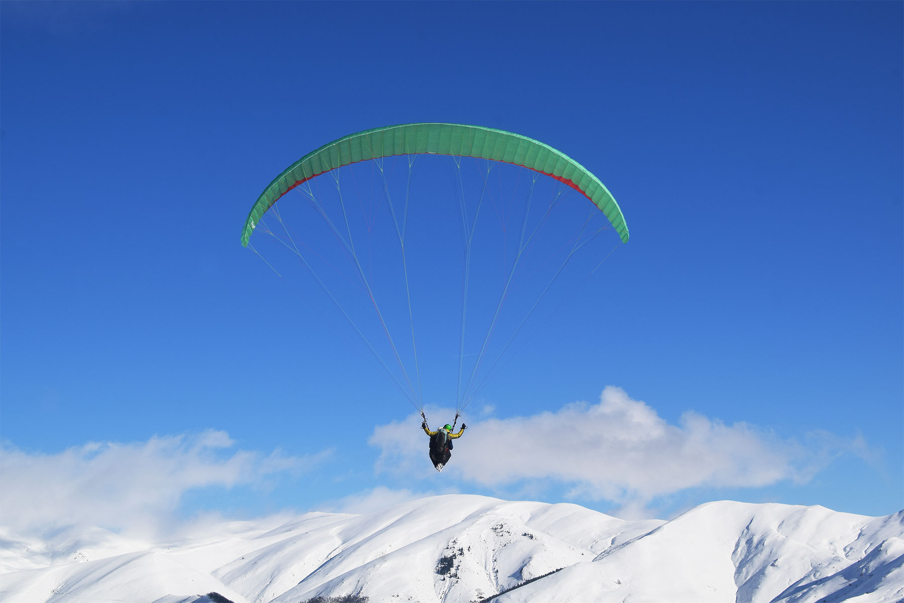Baptême parapente en hiver – Val Louron, Loudenvielle Baptême parapente en hiver - Val Louron, Loudenvielle