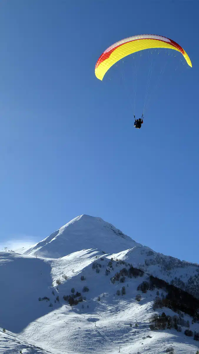 Vol parapente l’hiver en biplace Vol parapente l'hiver en biplace