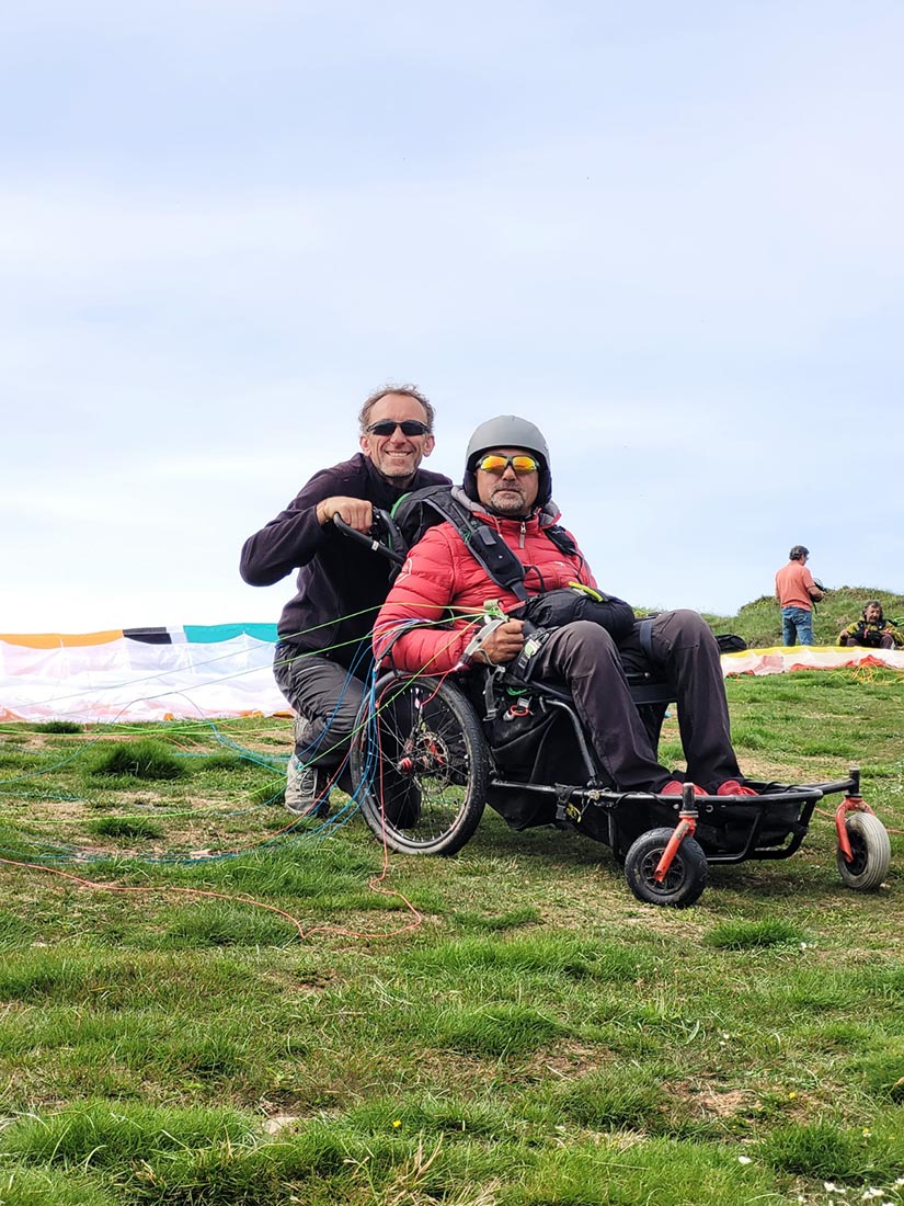 Stage parapente Handicare : prêt au décollage