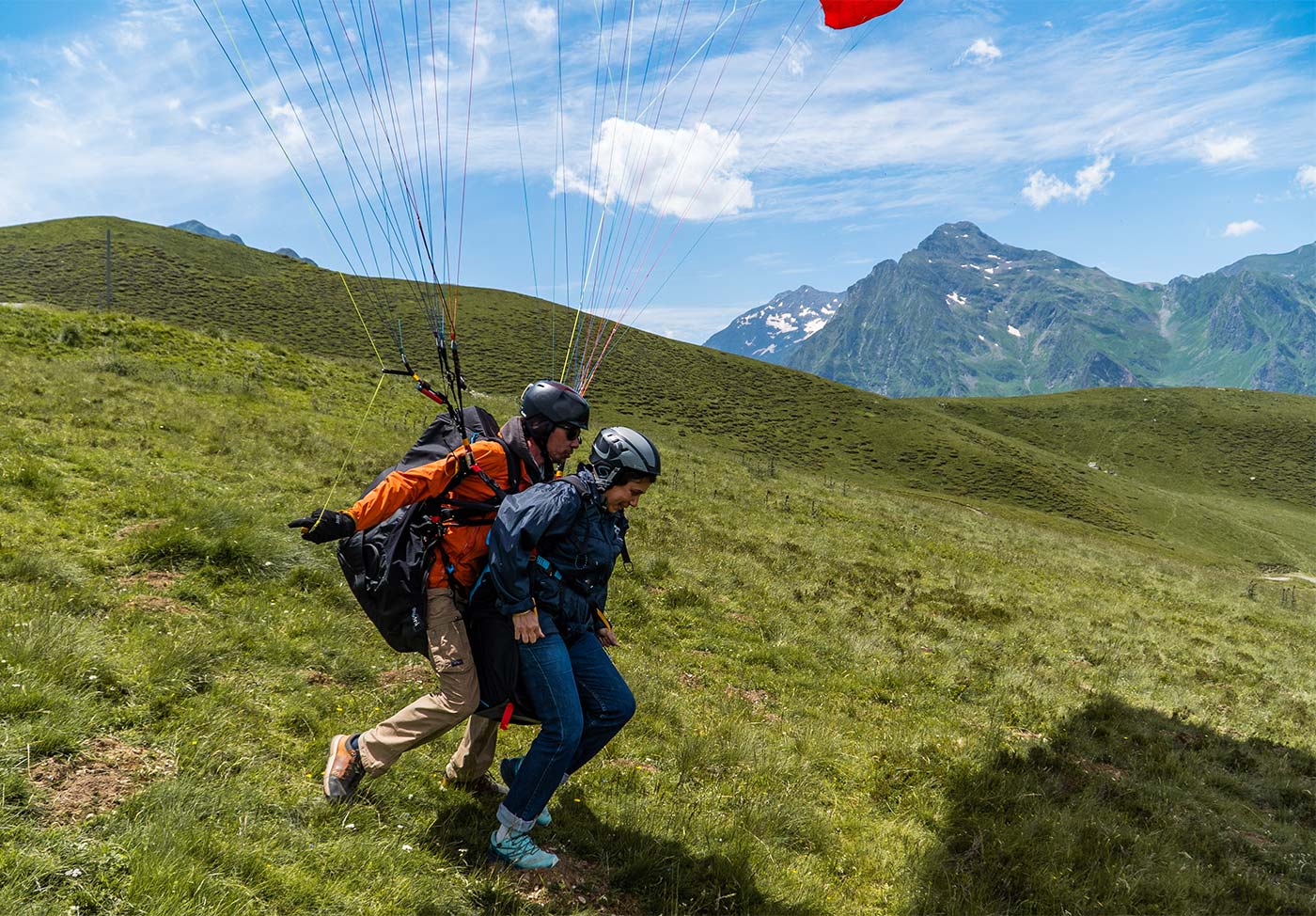 Décollage en biplace depuis Val Loron