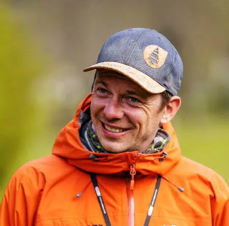 Adrien, moniteur parapente chez Virevolte